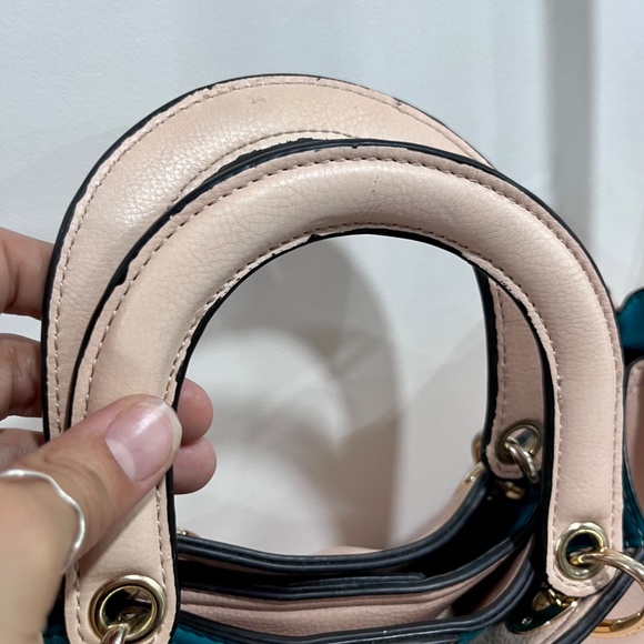 Susen light pink handbag | Gently used - Picture 12 of 13